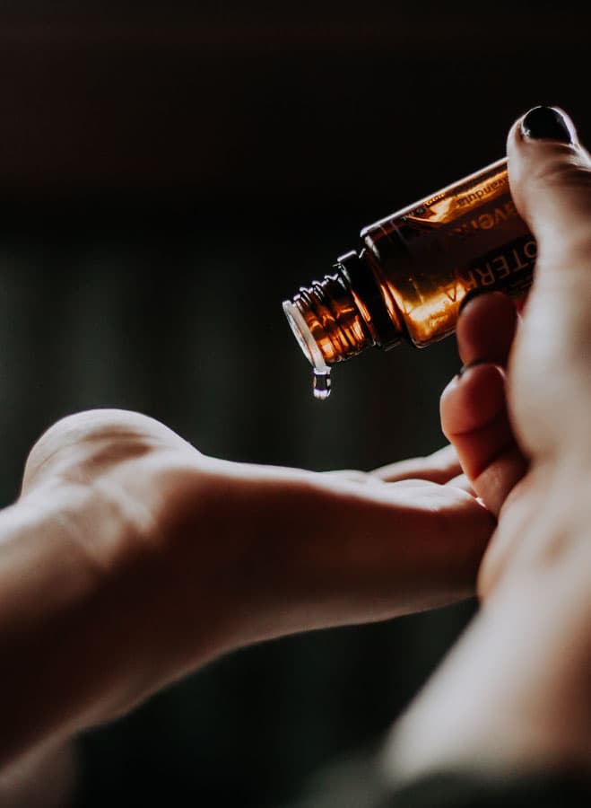 Aromatherapy massage - Essential oil